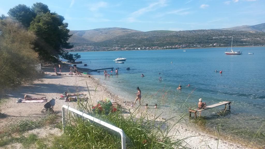 Apartments Dragan Trogir Exterior photo