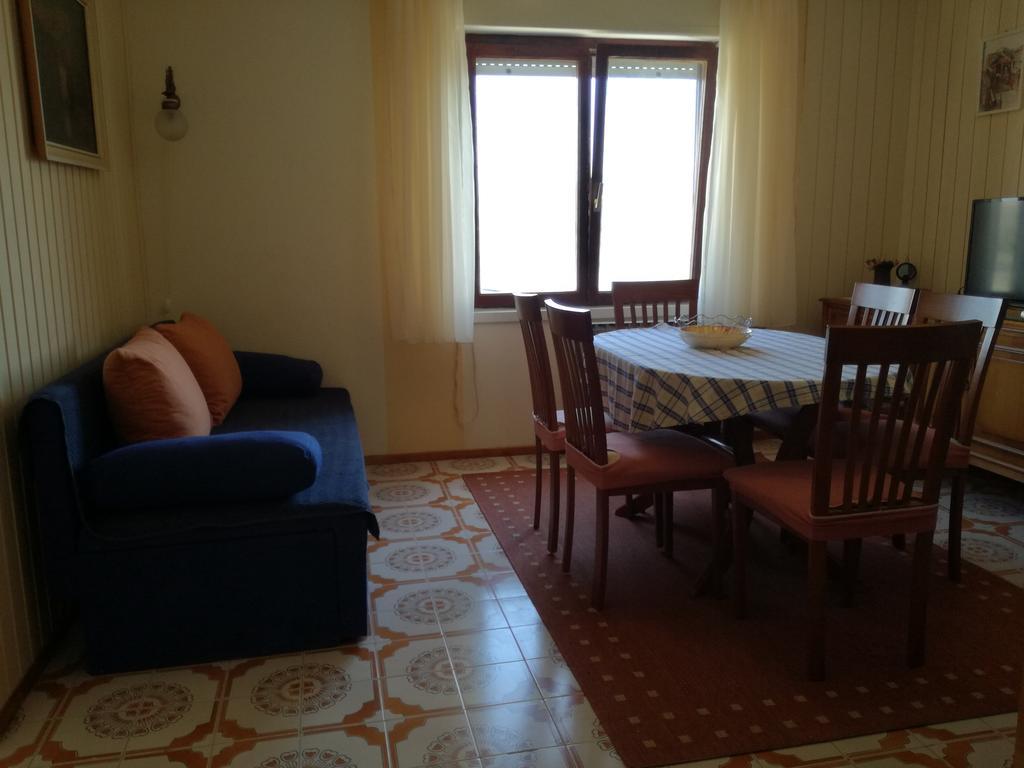Apartments Dragan Trogir Exterior photo